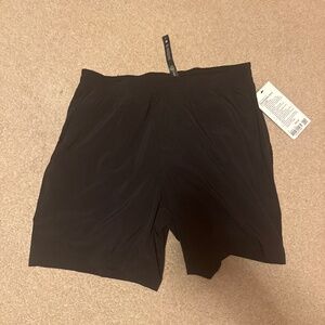 Lulu Lemon Pace Breaker Short 7” Lined